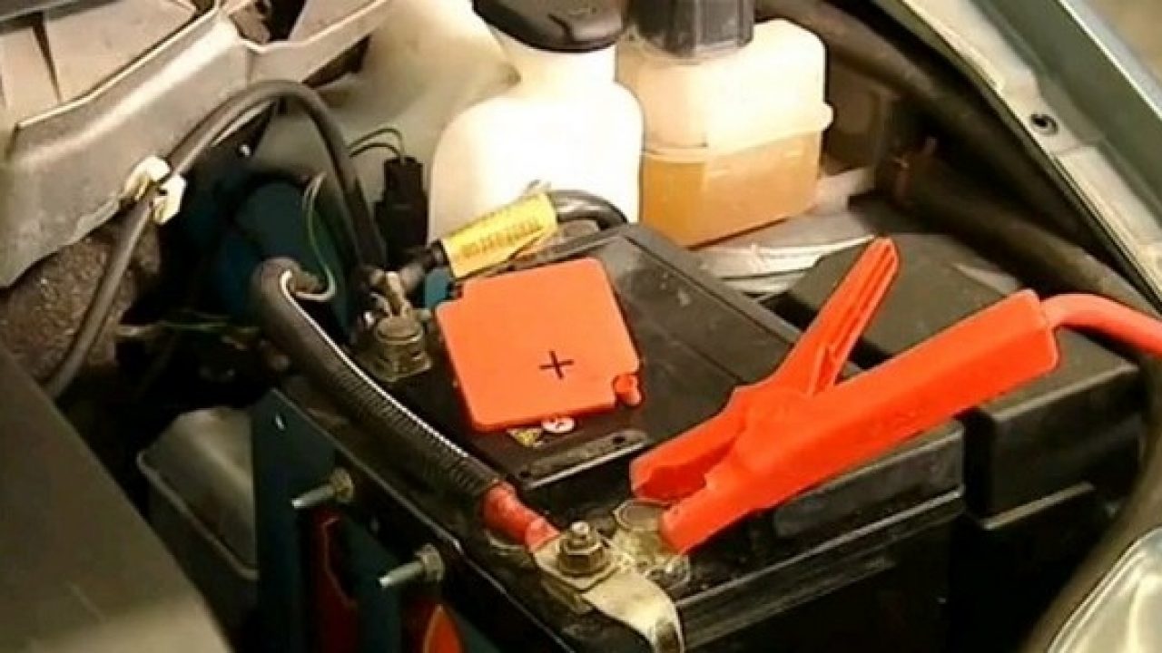 SCARICARE RIGENERARE BATTERIA AUTO