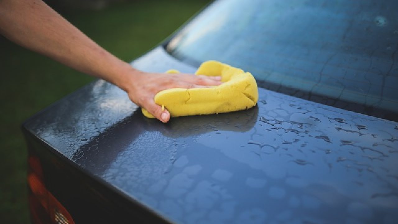 Come Eliminare La Resina Dall Auto La Tua Auto