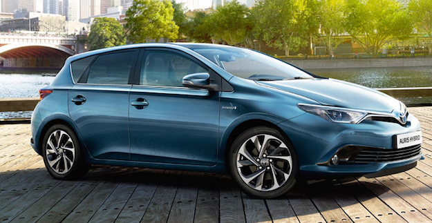 toyota auris hybrid