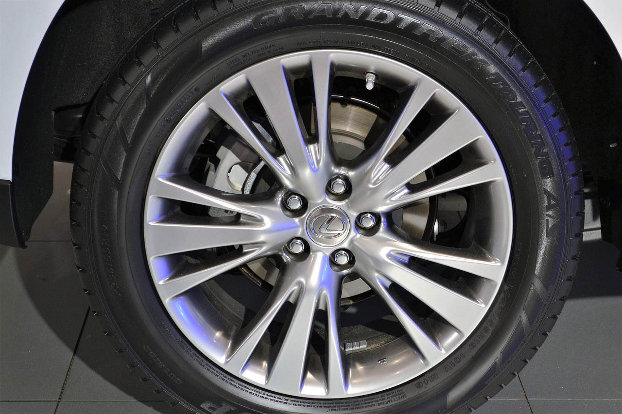 Cerchione Lexus